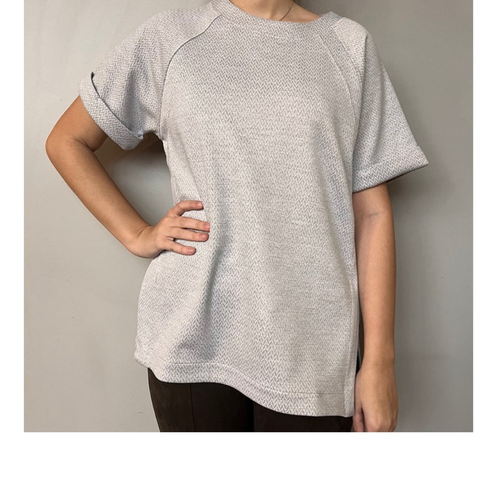 Lysse New York - Heather Gray Patterned Top - Size M